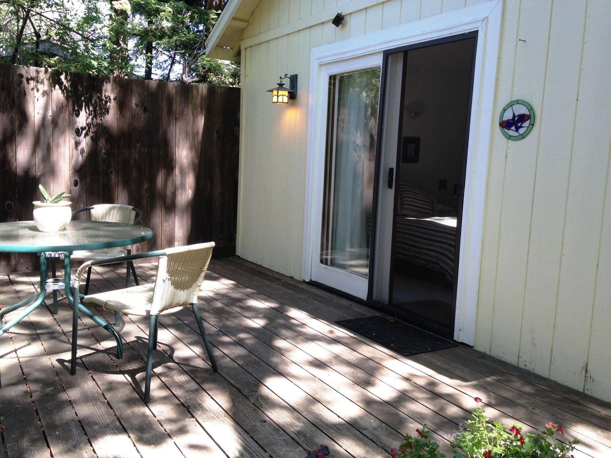 Backyard Garden Oasis Bed & Breakfast Middletown Eksteriør bilde
